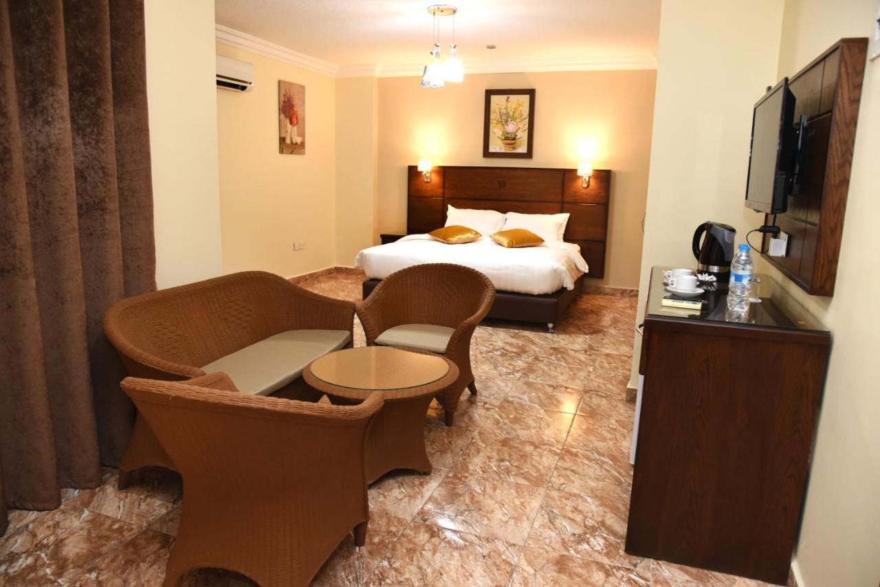 Karam Inn Aqaba Exterior foto